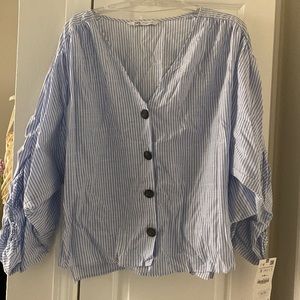 Zara blouse in size small